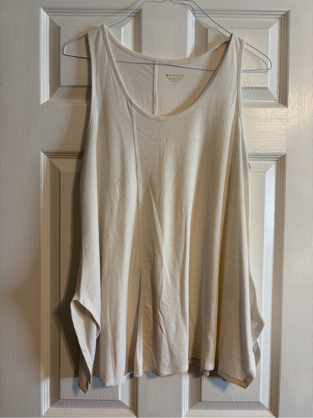 ATHLETA Relaxed Swing Tank Top Cream Off White Ribbed High Side Slit Large L